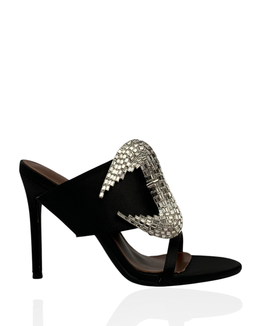Landy's heel shoes