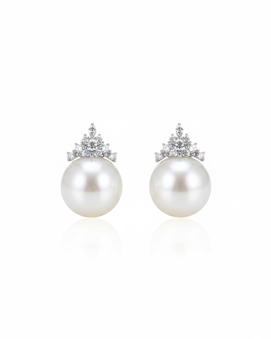 أقراط مرصعة بالزركون واللؤلؤ