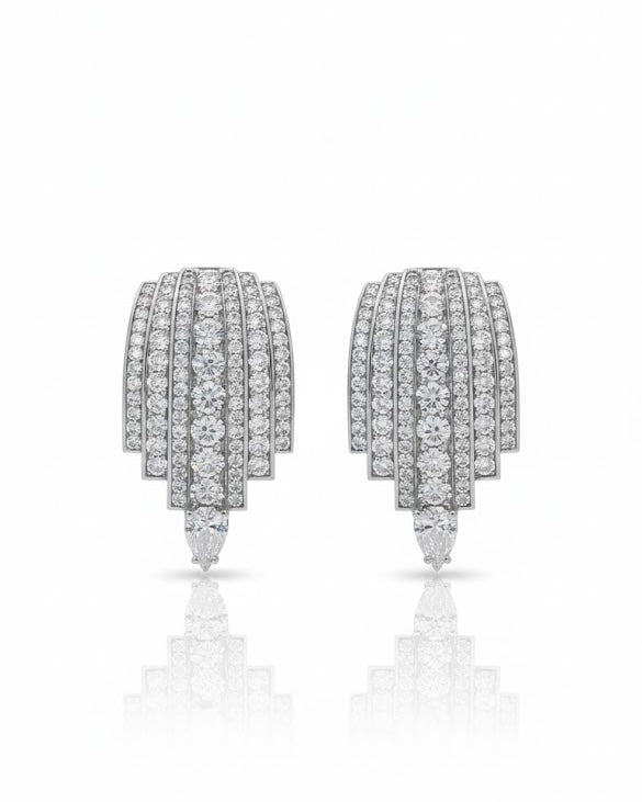 أقراط مرصعة بالزركون