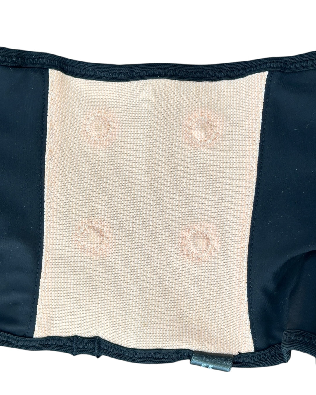 مشد لتنحيف الذقن والرقبة