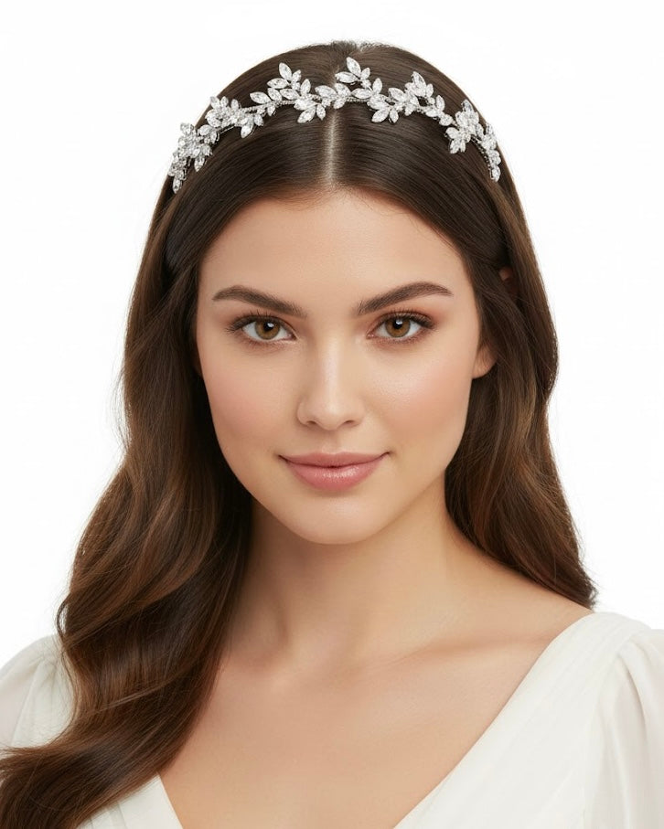 غطاء رأس مزين بأحجار كريستالية شفافة