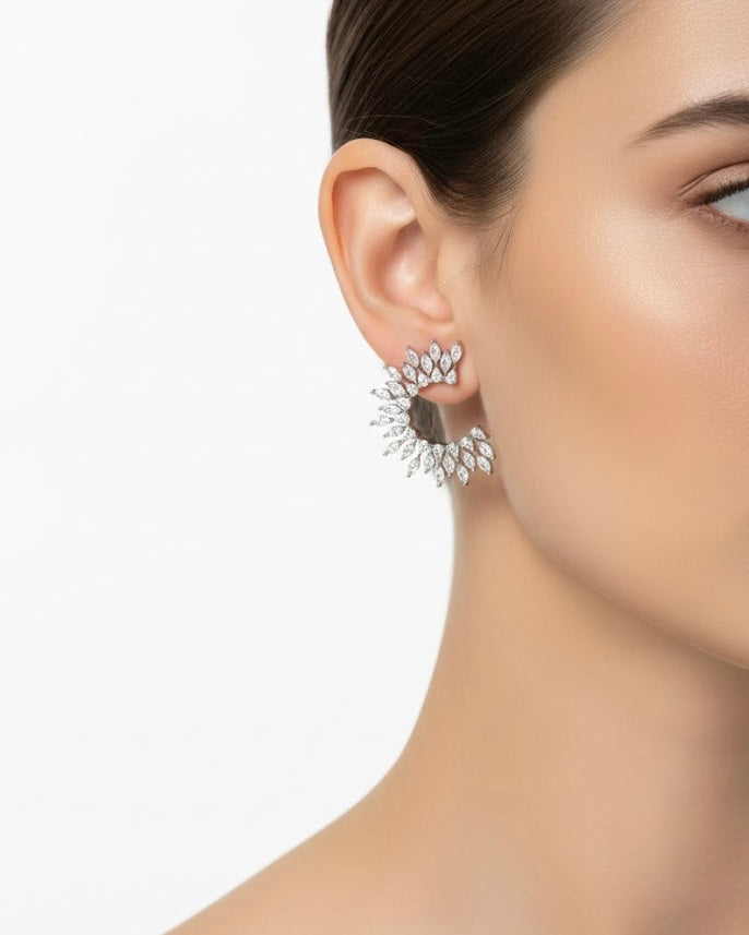 أقراط مرصعة بالزركون