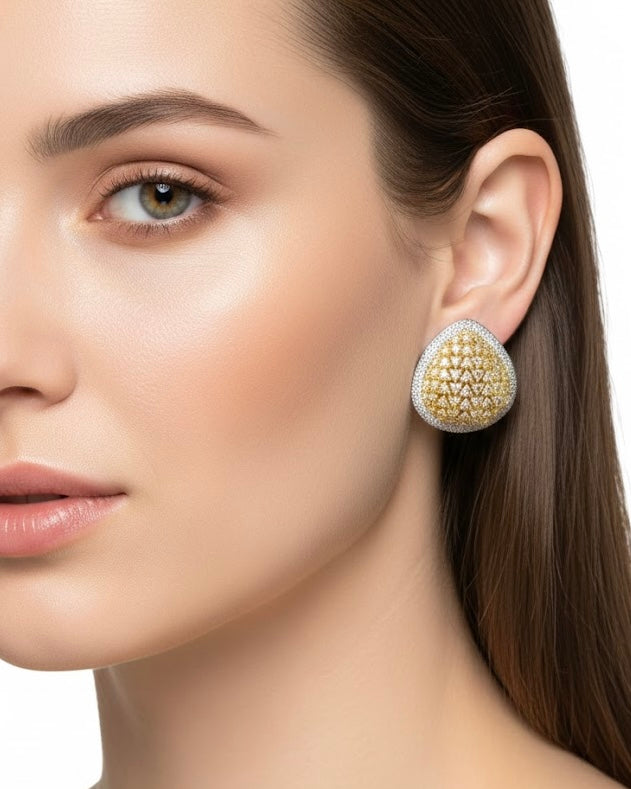 أقراط مرصعة بالزركون