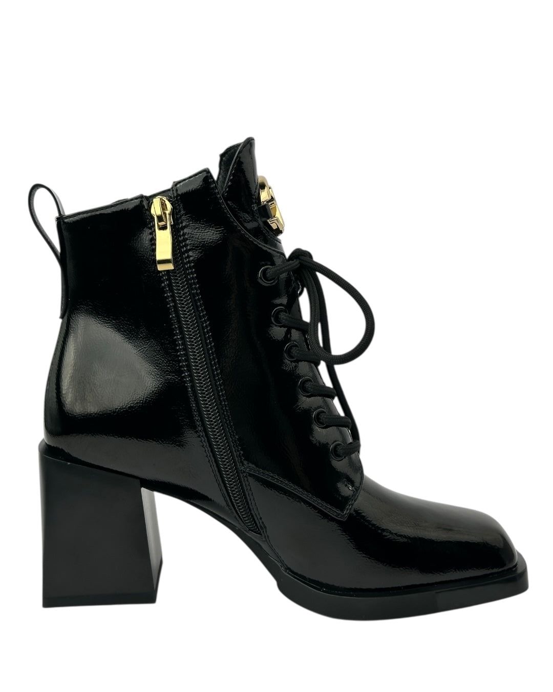 حذاء جلدي برباط ومقدمة مربعة