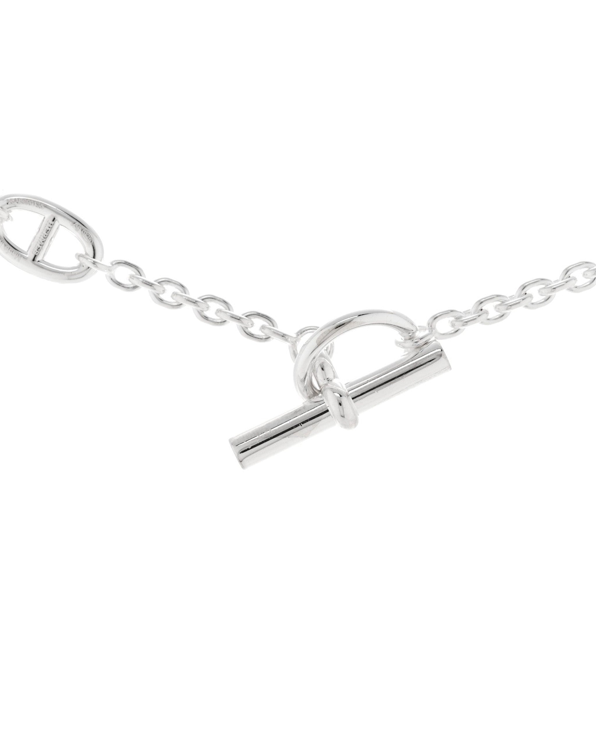 طقم عقد وأقراط