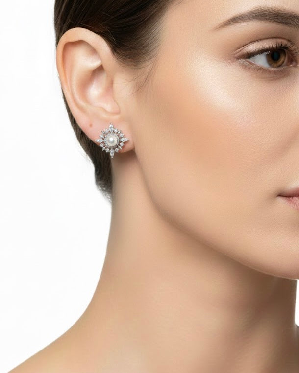 أقراط مرصعة بالزركون واللؤلؤ