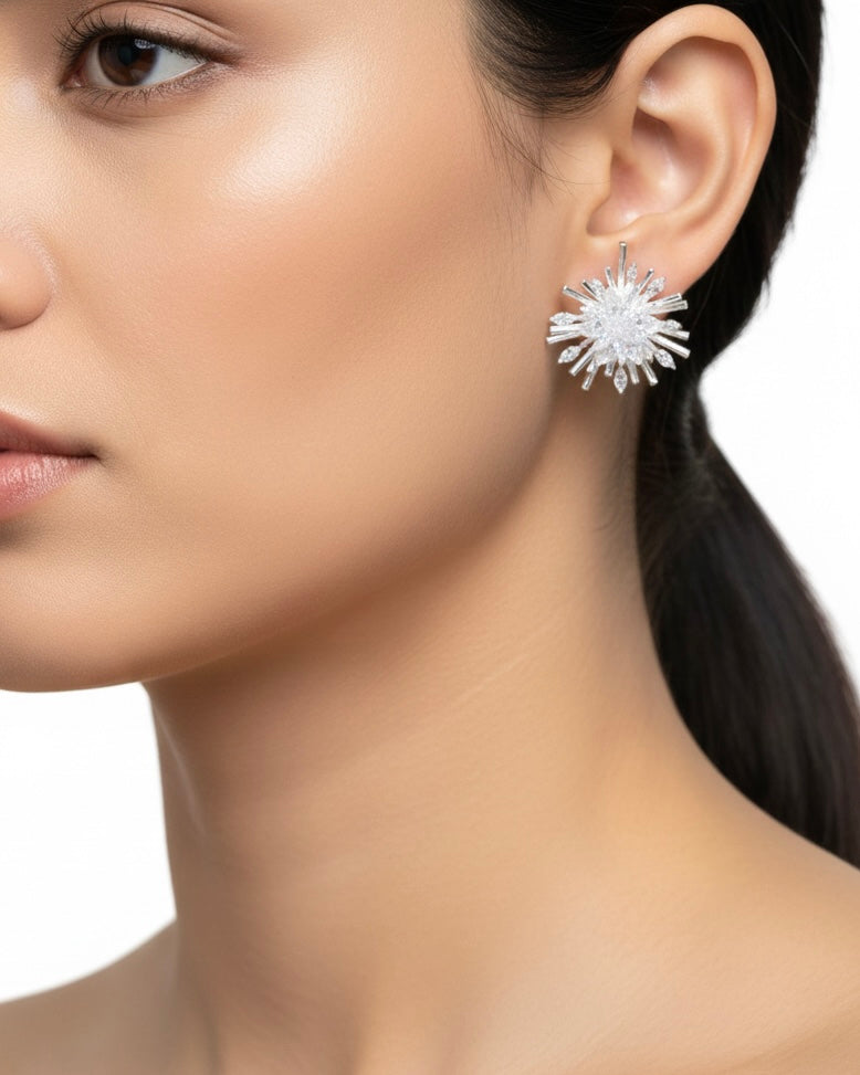 أقراط مرصعة بالكريستال