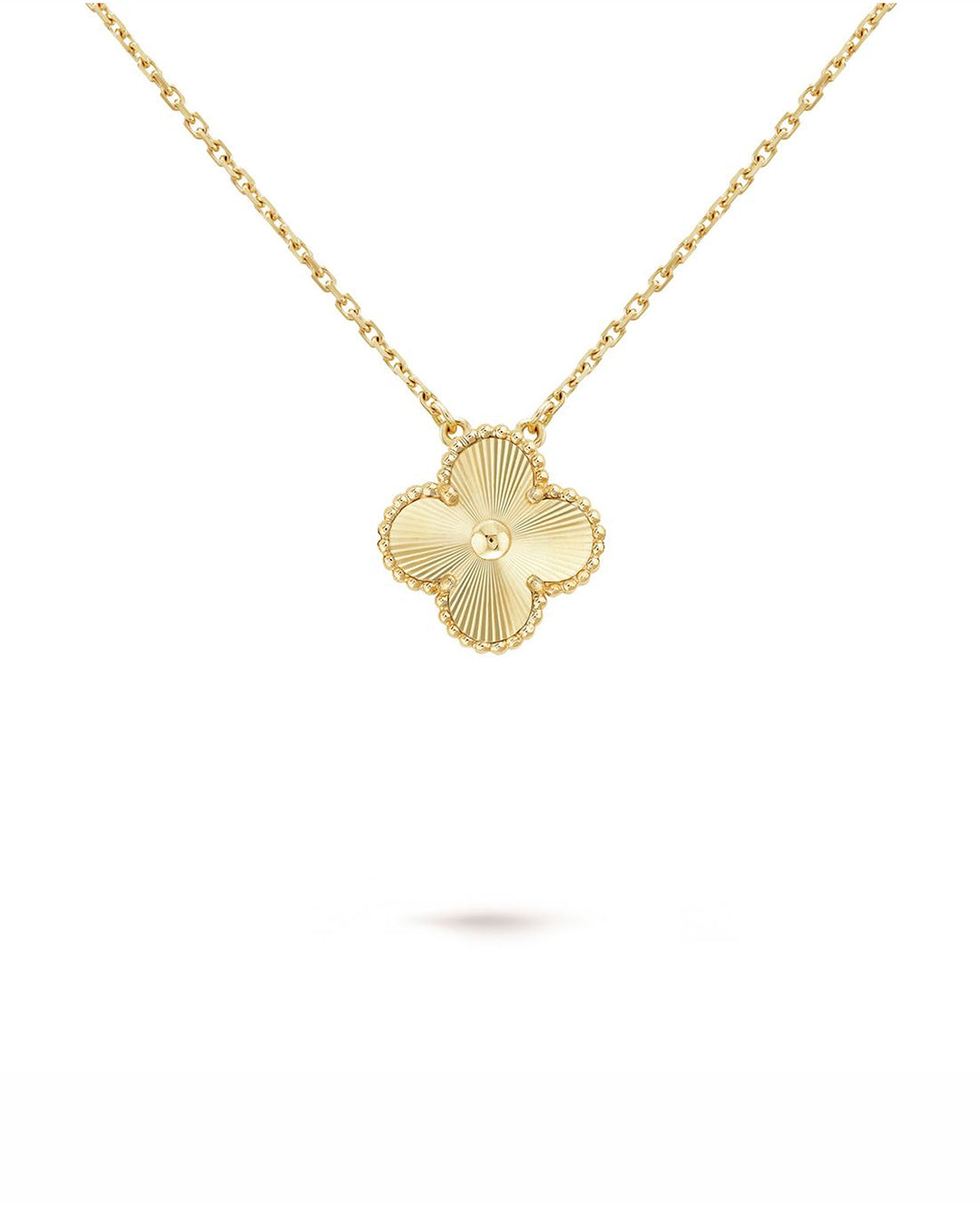 قلادة على طراز فان كليف