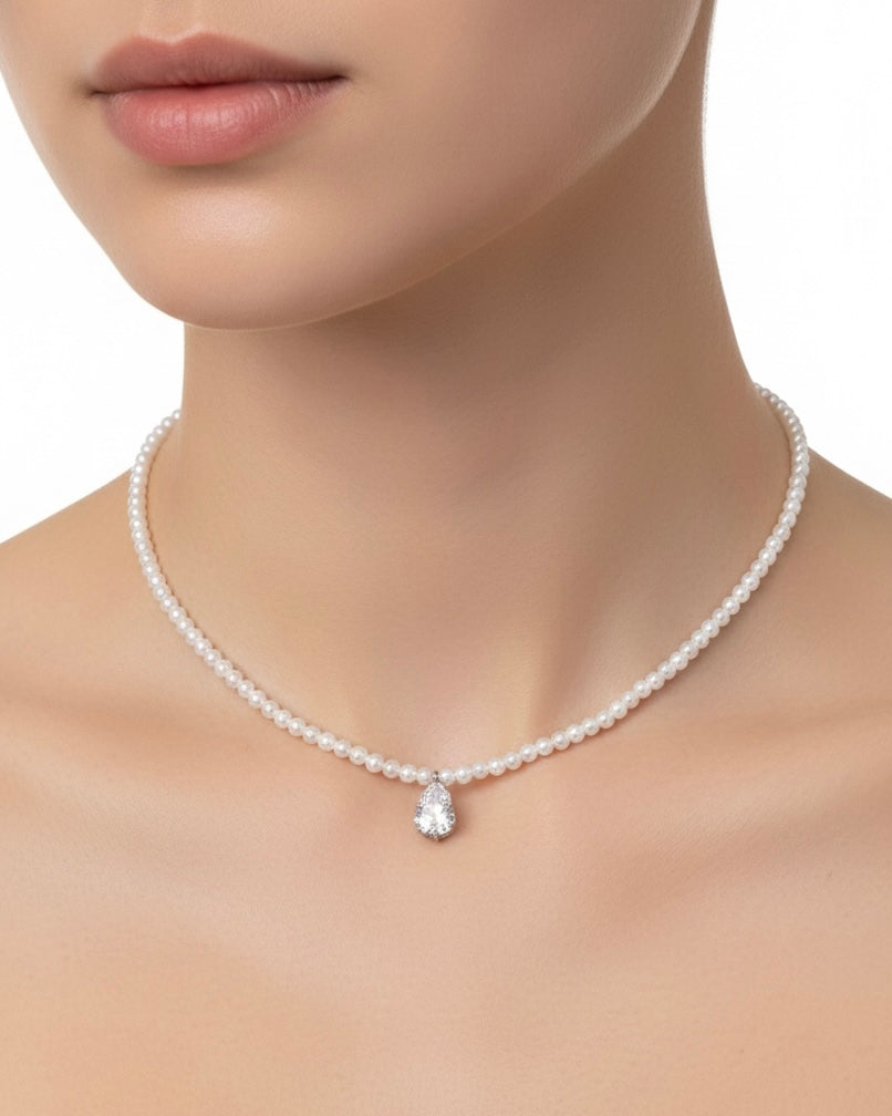 عقد من اللؤلؤ