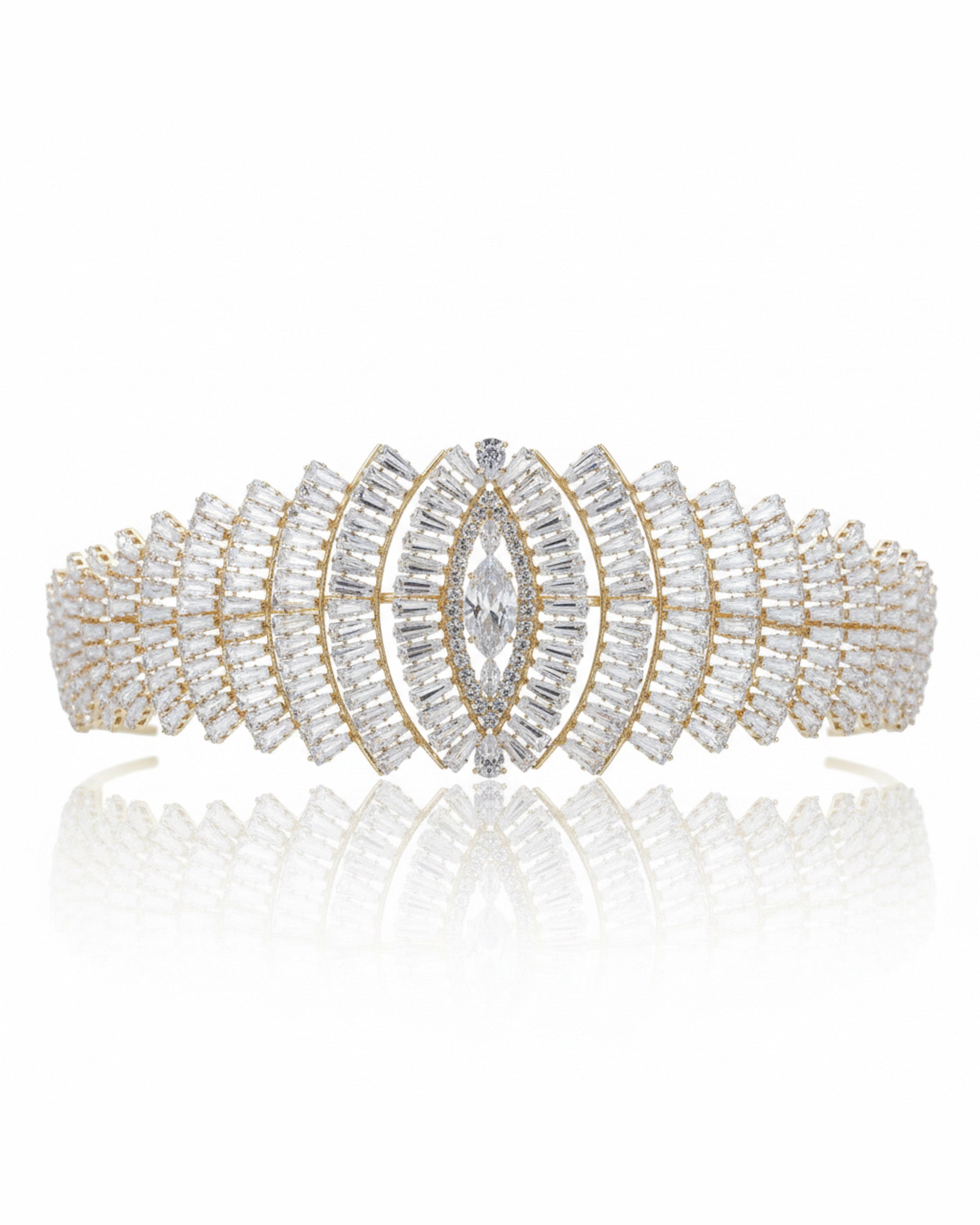 غطاء رأس ذهبي اللون