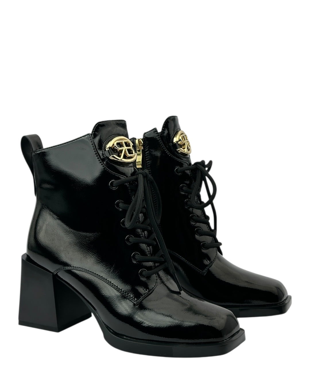 حذاء جلدي برباط ومقدمة مربعة