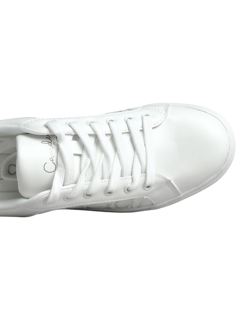 حذاء رياضي من الجلد بنقشة جلد الثعبان