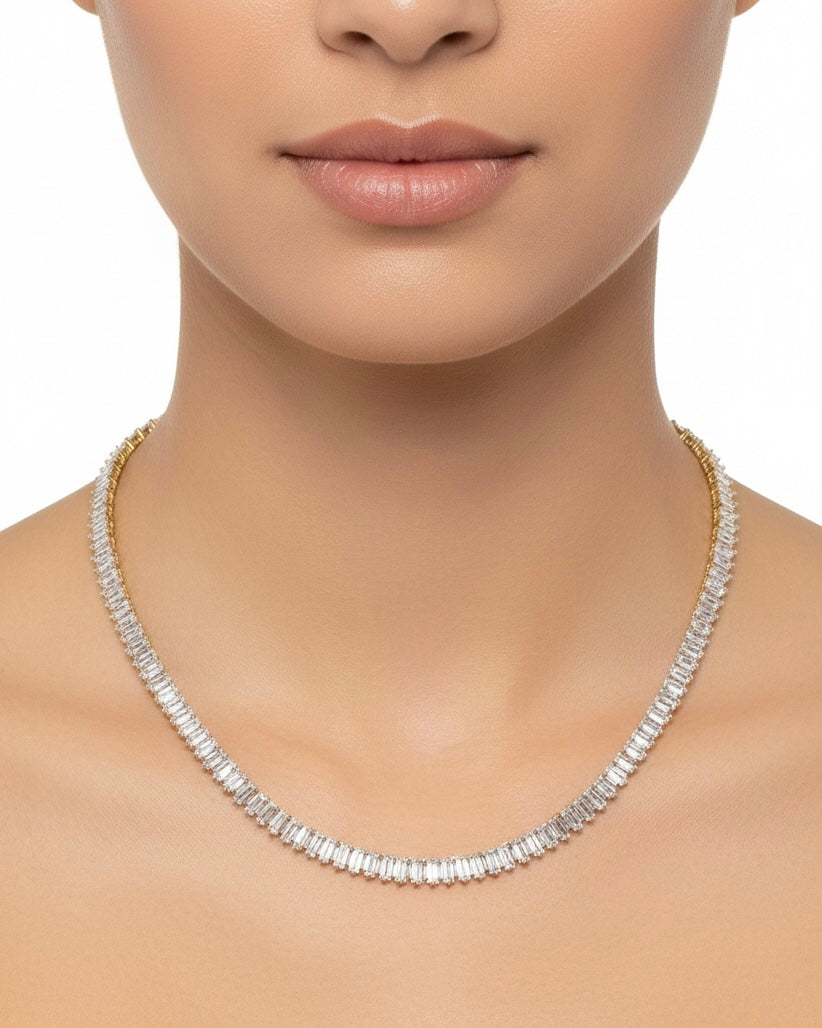 قلادة تنس مرصعة بأحجار الزركون