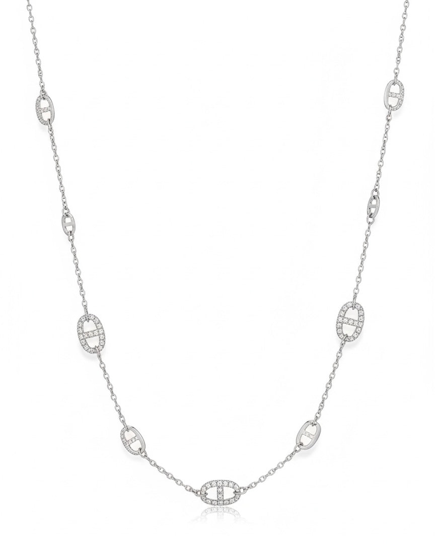 طقم عقد وأقراط