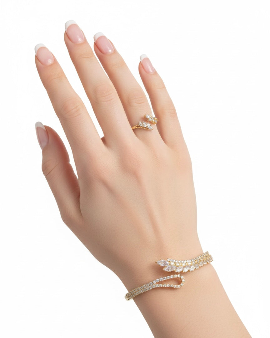 طقم مرصع بالزركون