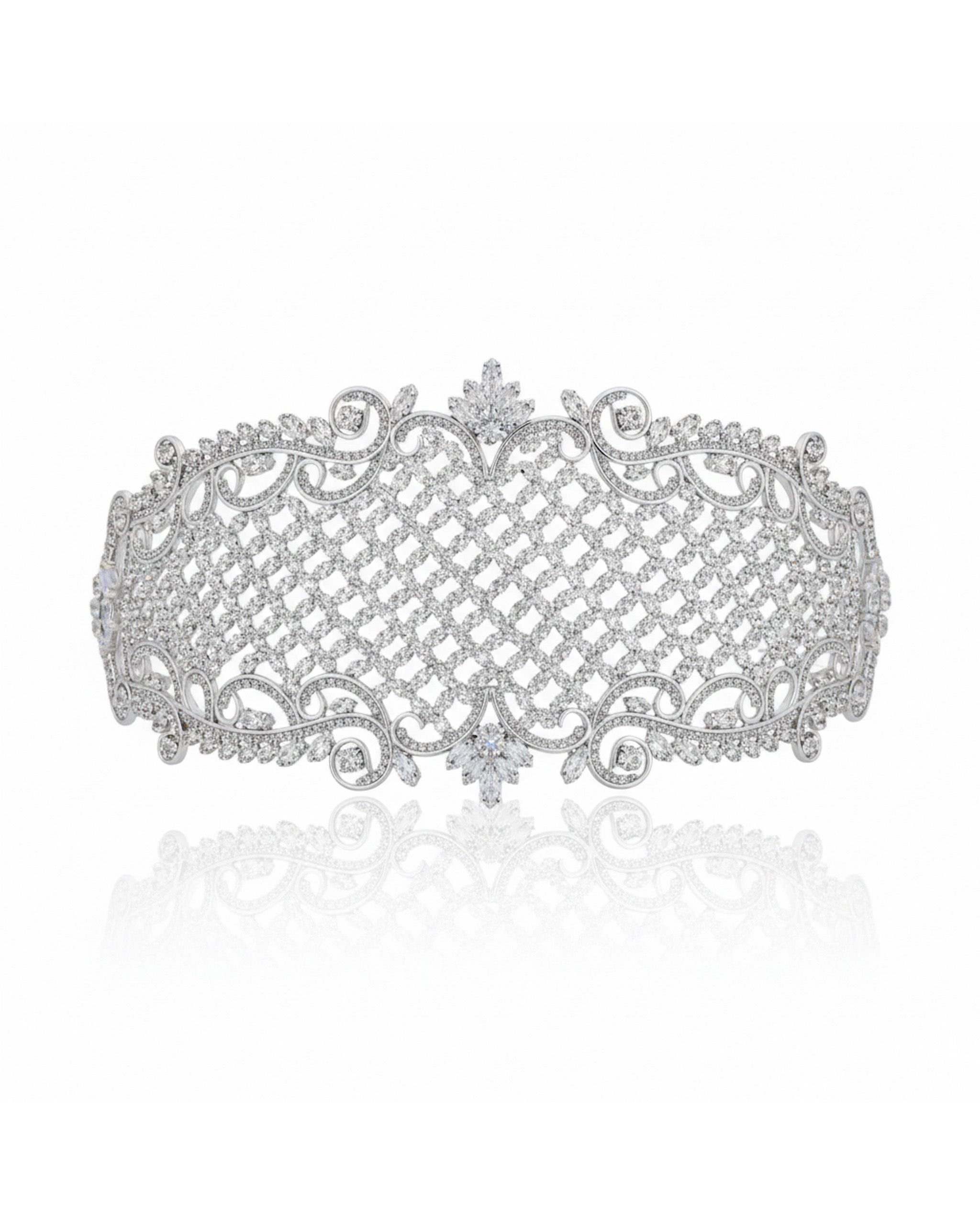 غطاء رأس مرصع بأحجار الزركون