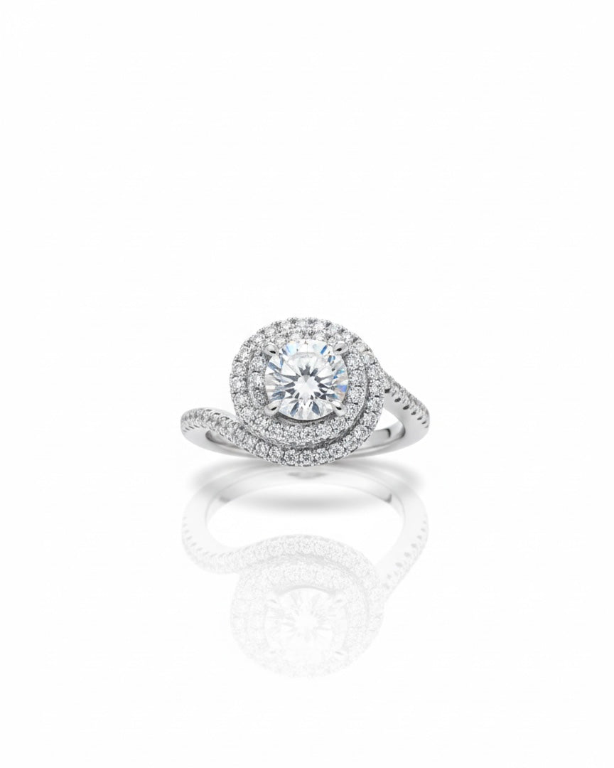 خاتم مرصع بحجر كريستالي