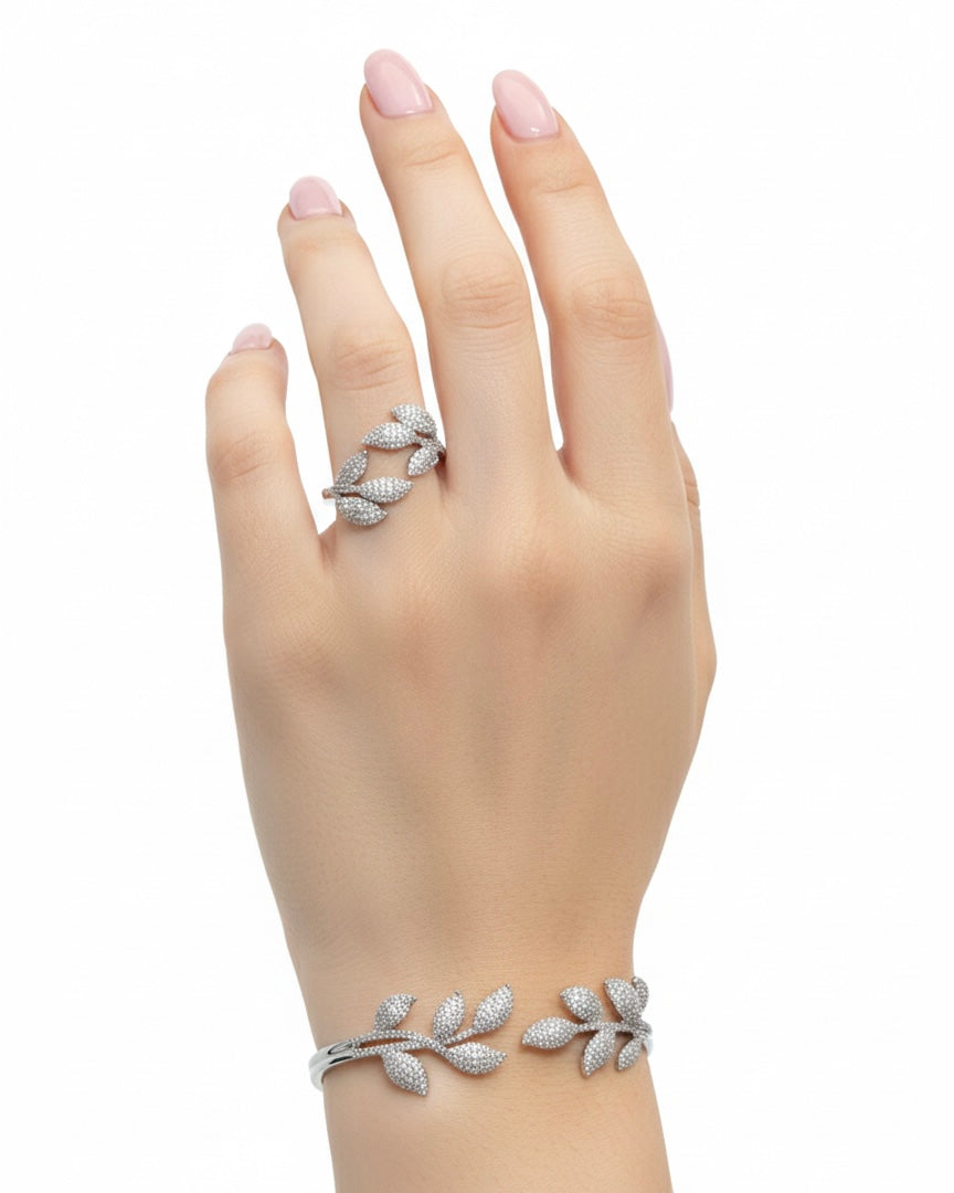 طقم مرصع بالزركون