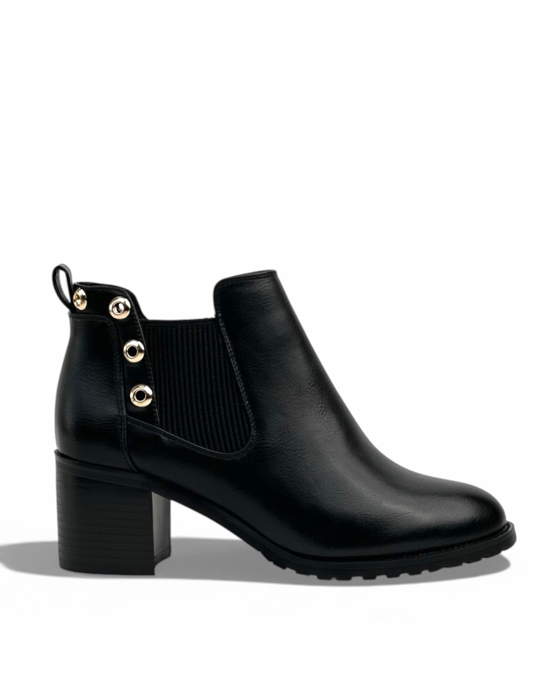 أحذية جلدية قصيرة