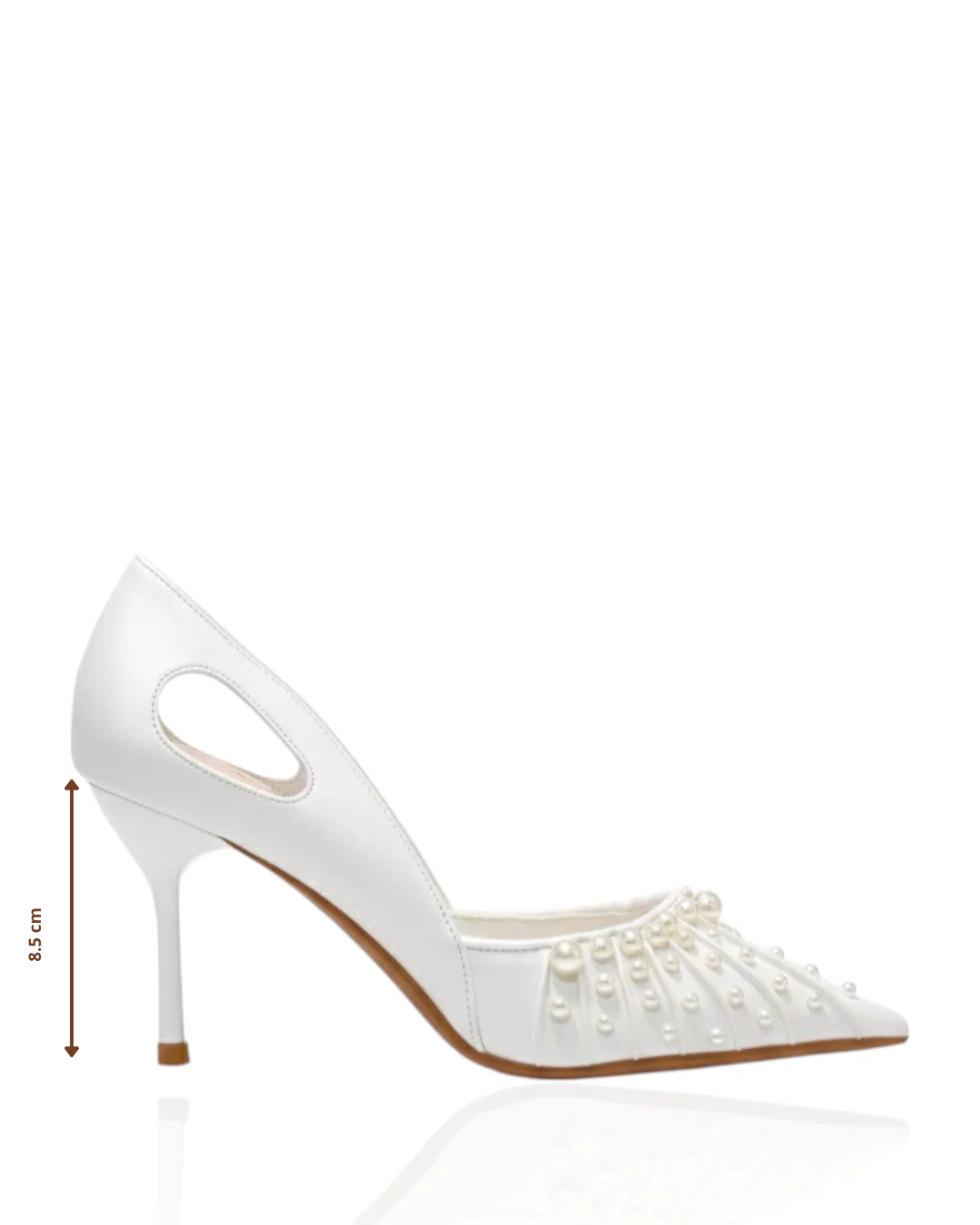 Bridal heels with pearl stones