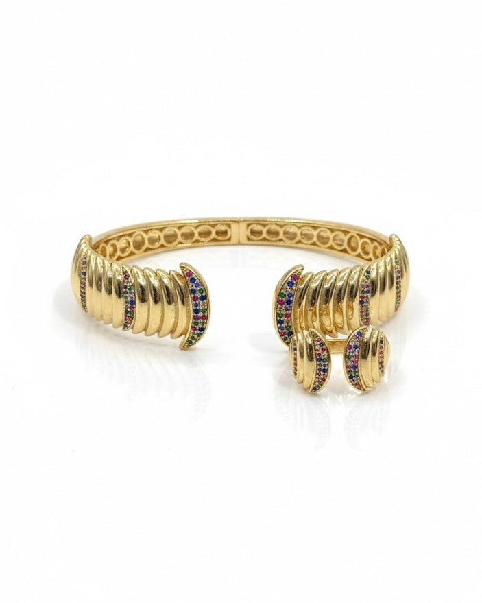 طقم مرصع بالزركون