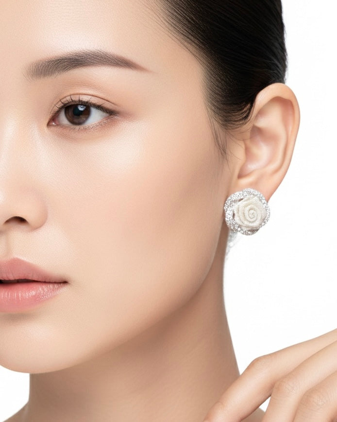 أقراط على شكل وردة