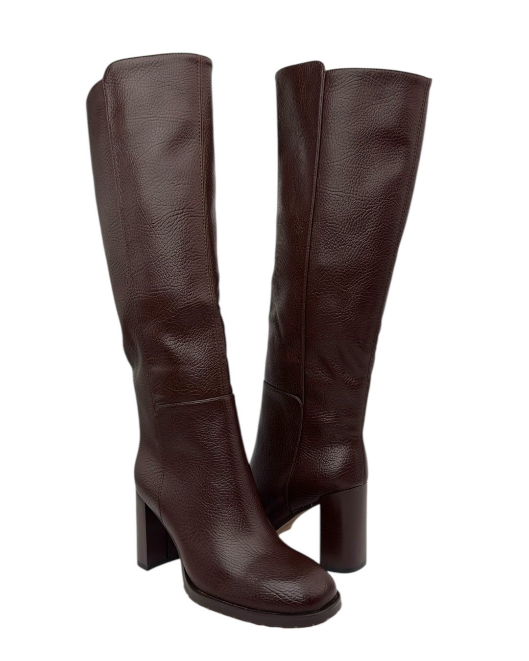 حذاء بني عالي الرقبة من الجلد