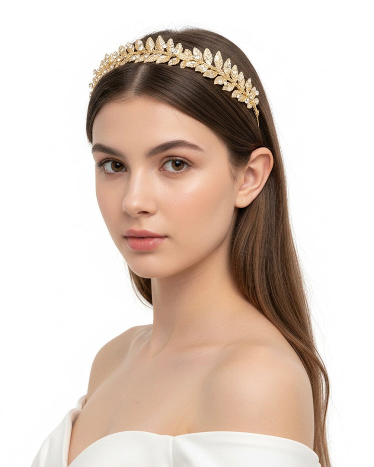 غطاء رأس ذهبي اللون