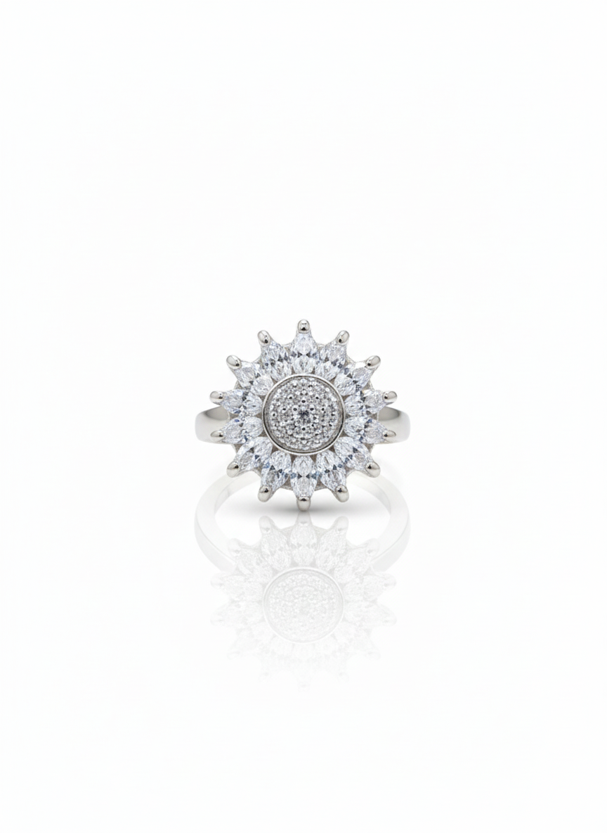 خاتم مرصع بأحجار الزركون