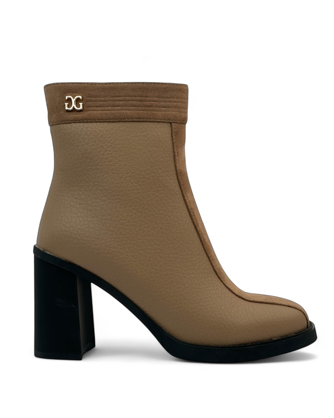 حذاء جلدي بكعب عريض