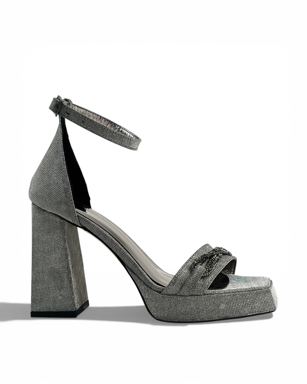 صنادل زفاف لامعة