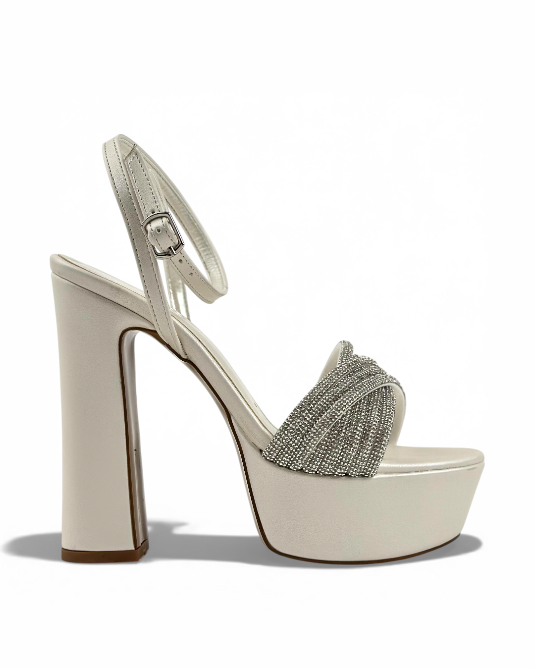 صنادل زفاف لامعة