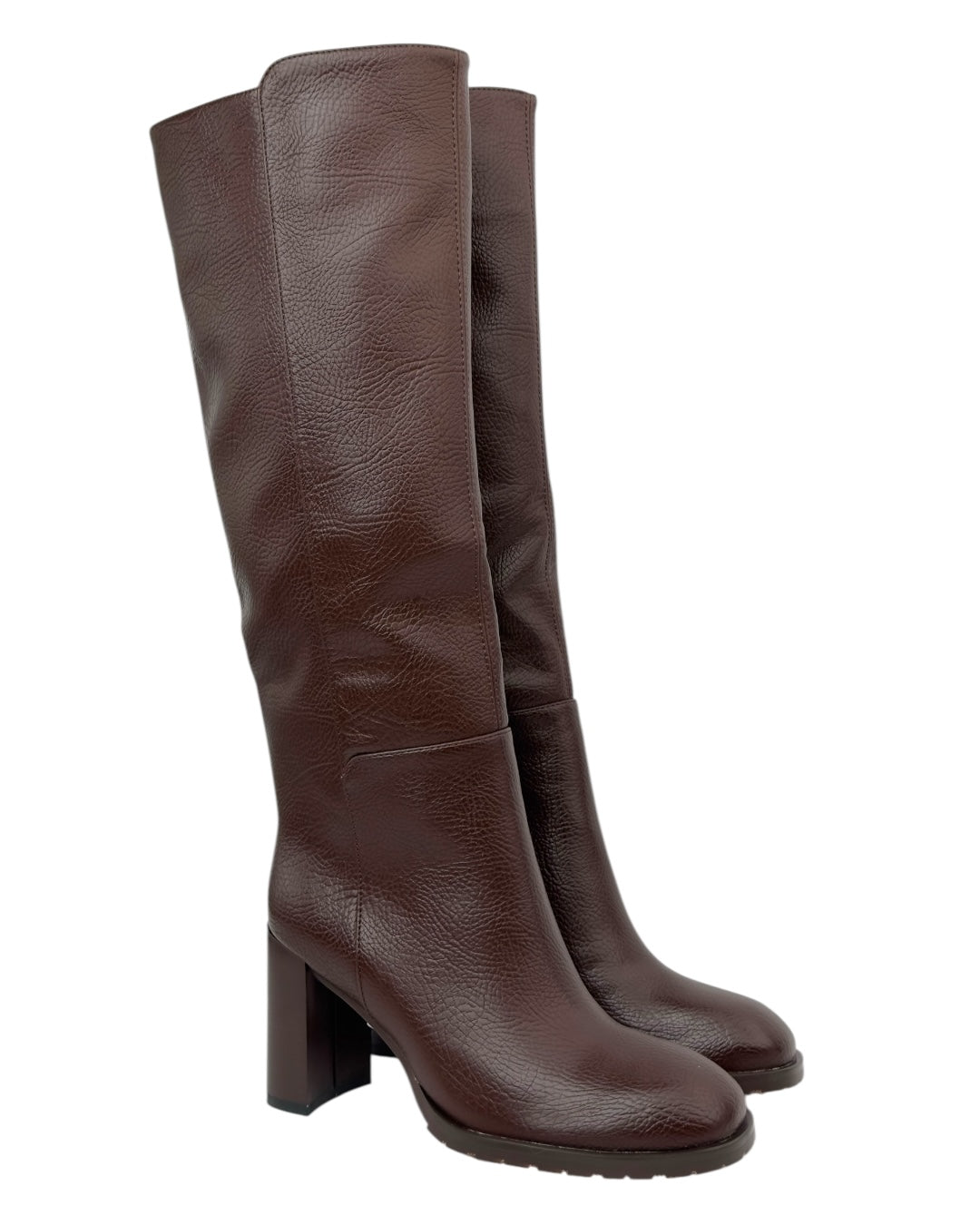 حذاء بني عالي الرقبة من الجلد