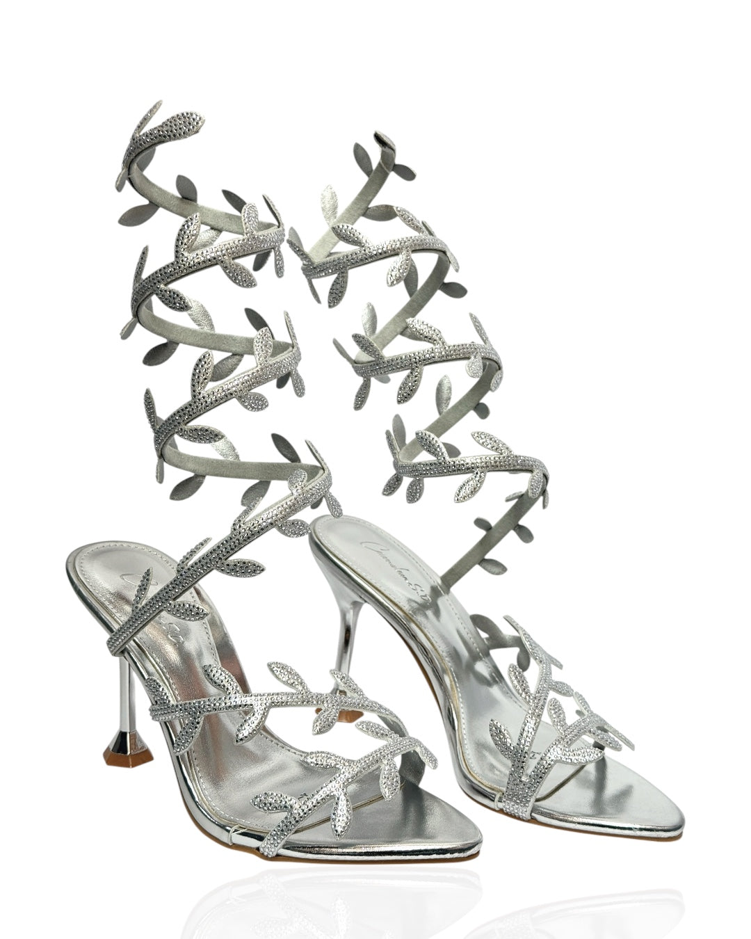 Sandal with sparkling stones