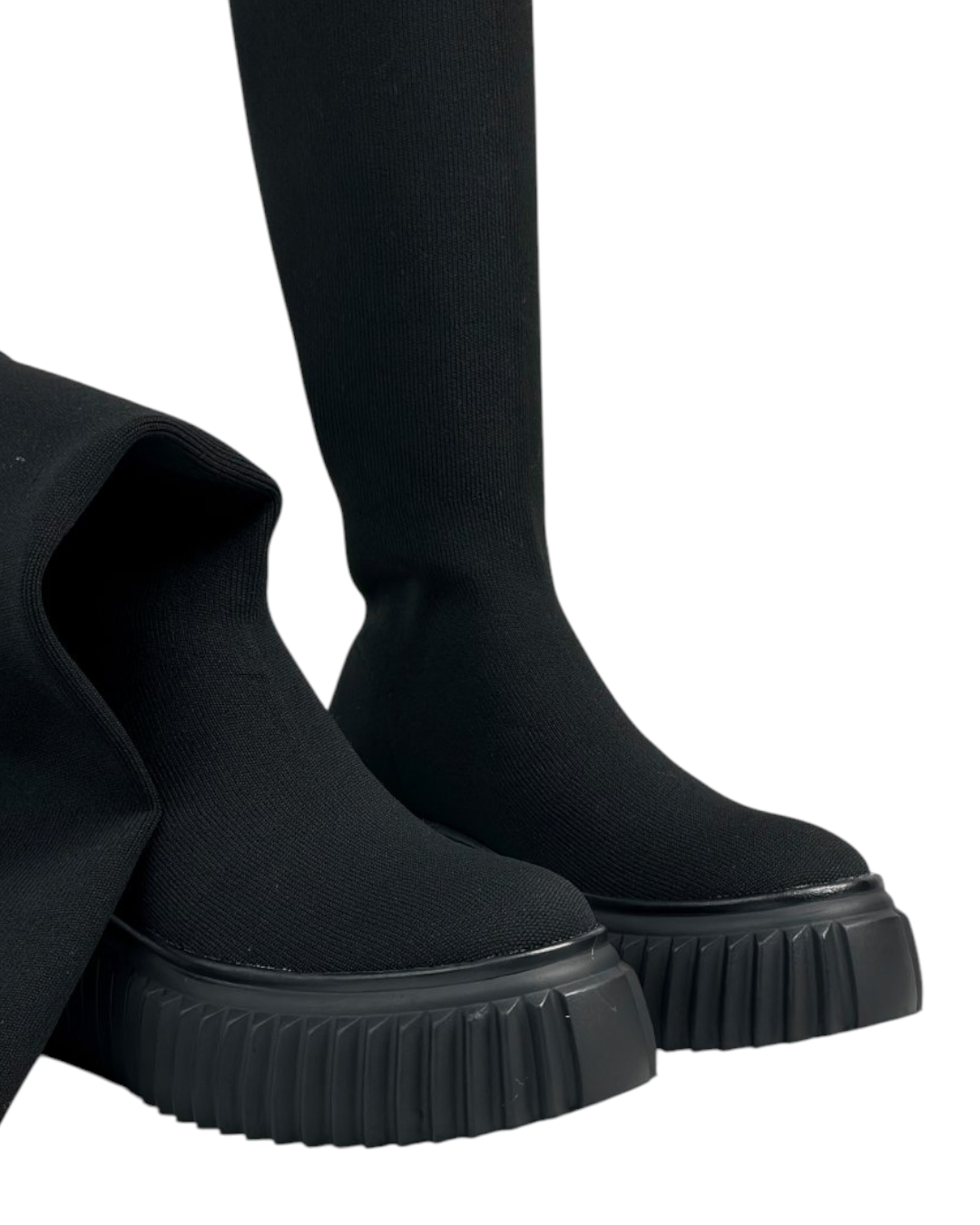 حذاء مطاطي ذو ساق عالية