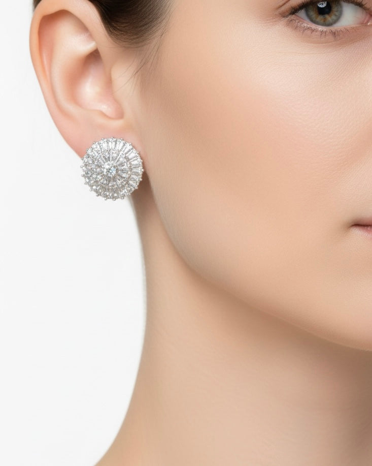 أقراط مرصعة بالزركون