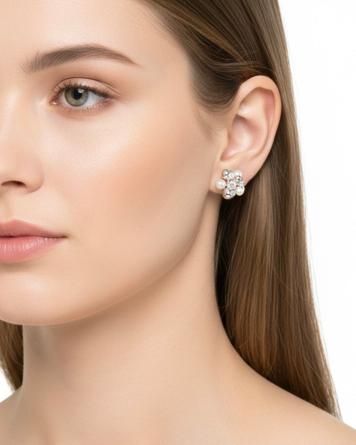 أقراط مرصعة بالزركون واللؤلؤ