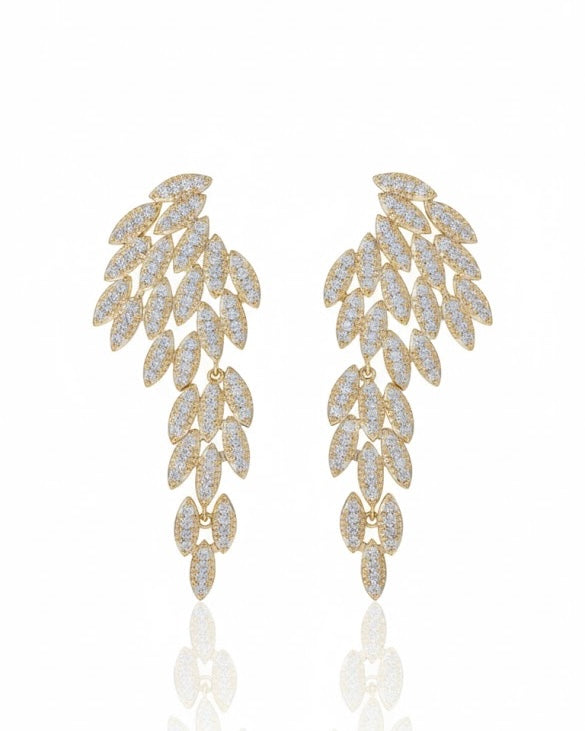 أقراط مرصعة بالزركون