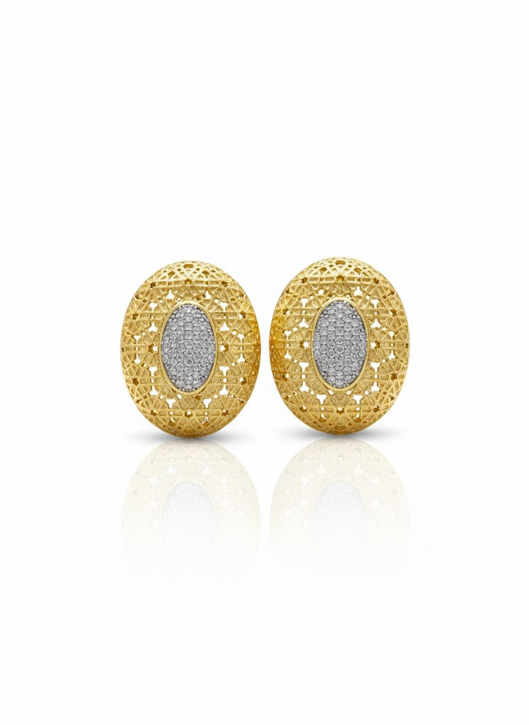 أقراط مطلية بالذهب