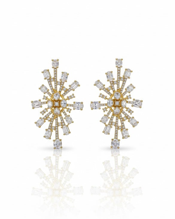 أقراط مرصعة بالزركون