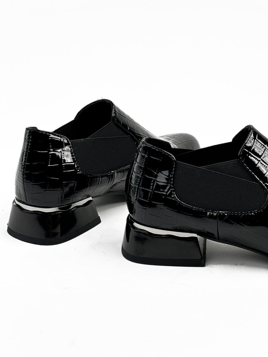 جلد أسود لامع Topsiders