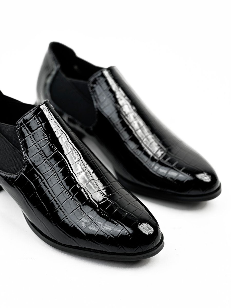 جلد أسود لامع Topsiders