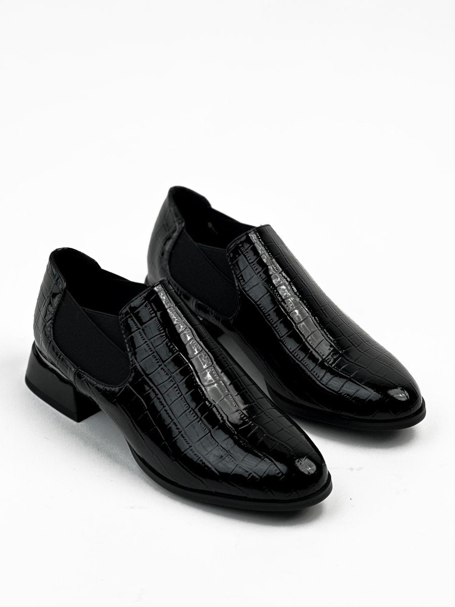 جلد أسود لامع Topsiders