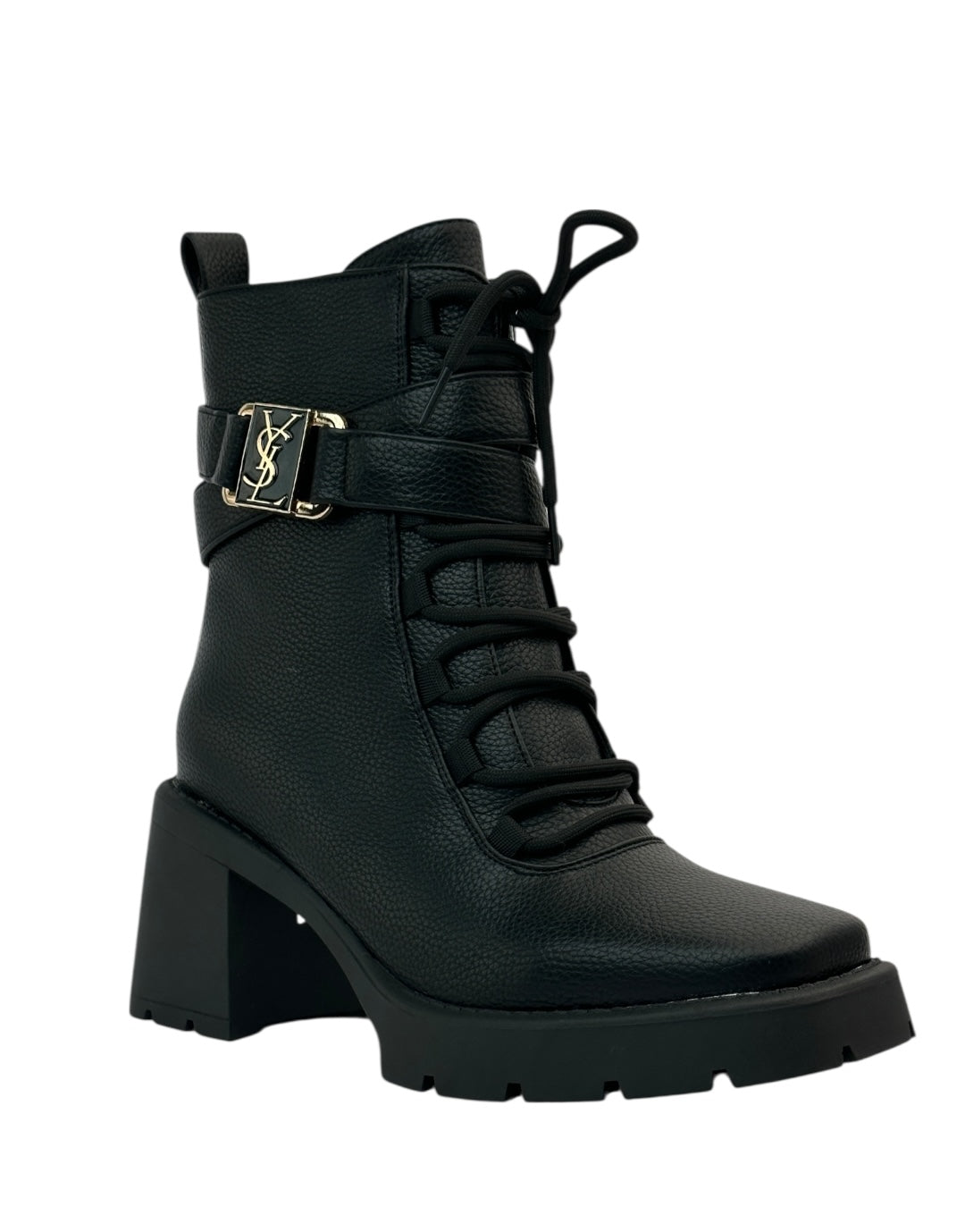 حذاء برباط وكعب عريض