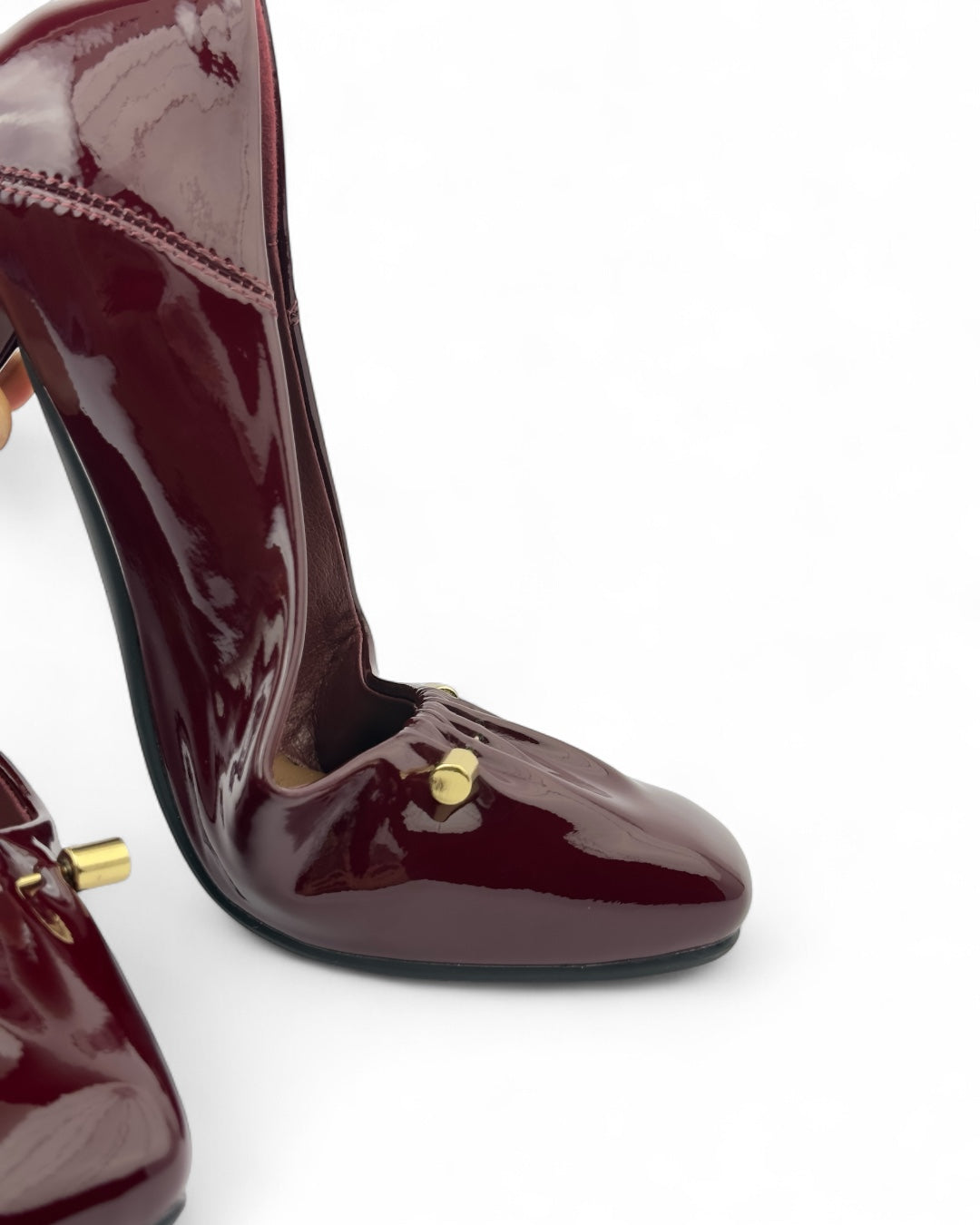 حذاء لوفر "طبي" بجلد بحلية ذهبية أمامية