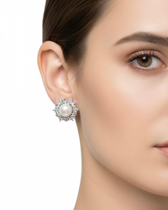 أقراط مرصعة بالزركون واللؤلؤ