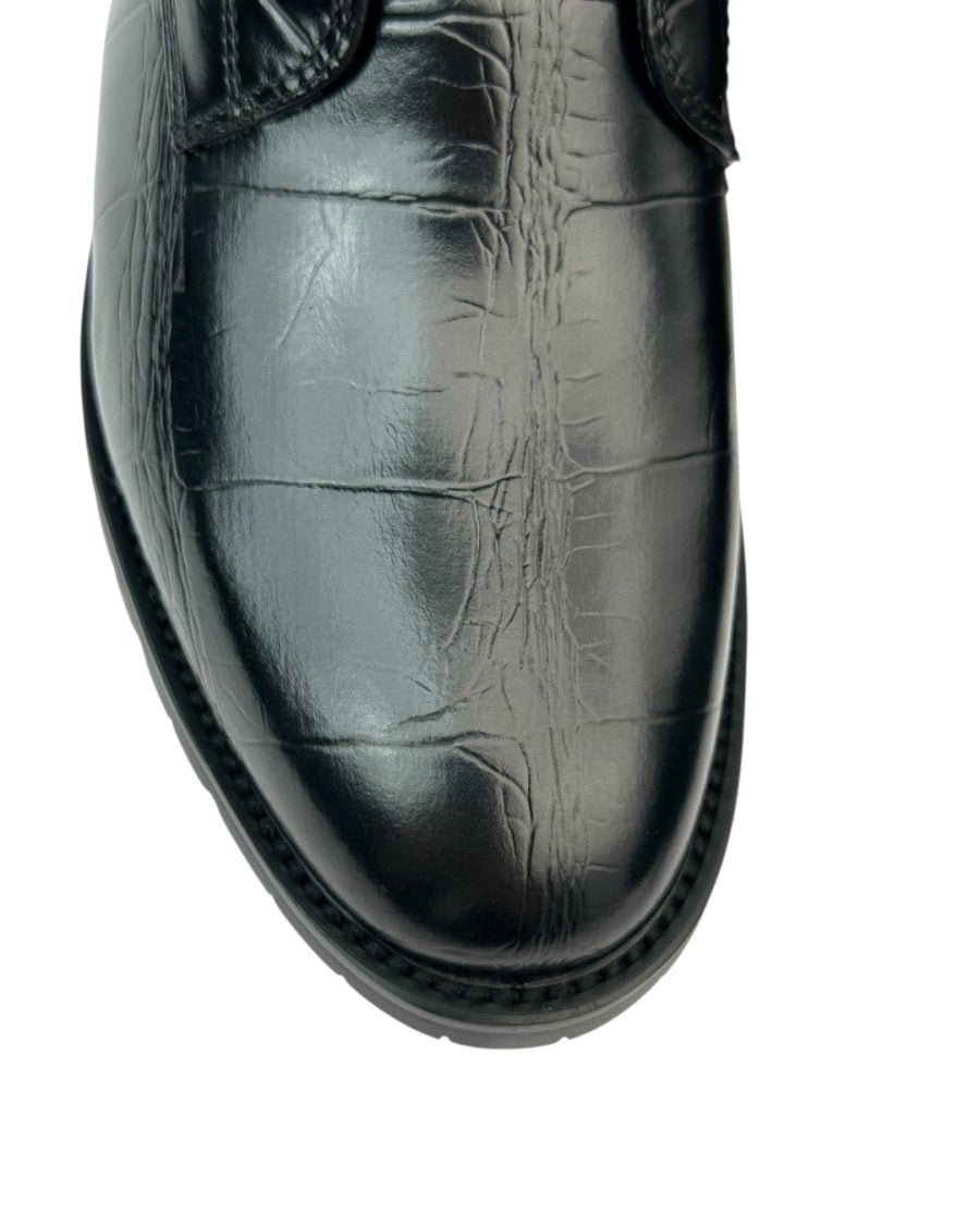 حذاء كاحل من جلد التمساح مزود بسحاب ومطاط