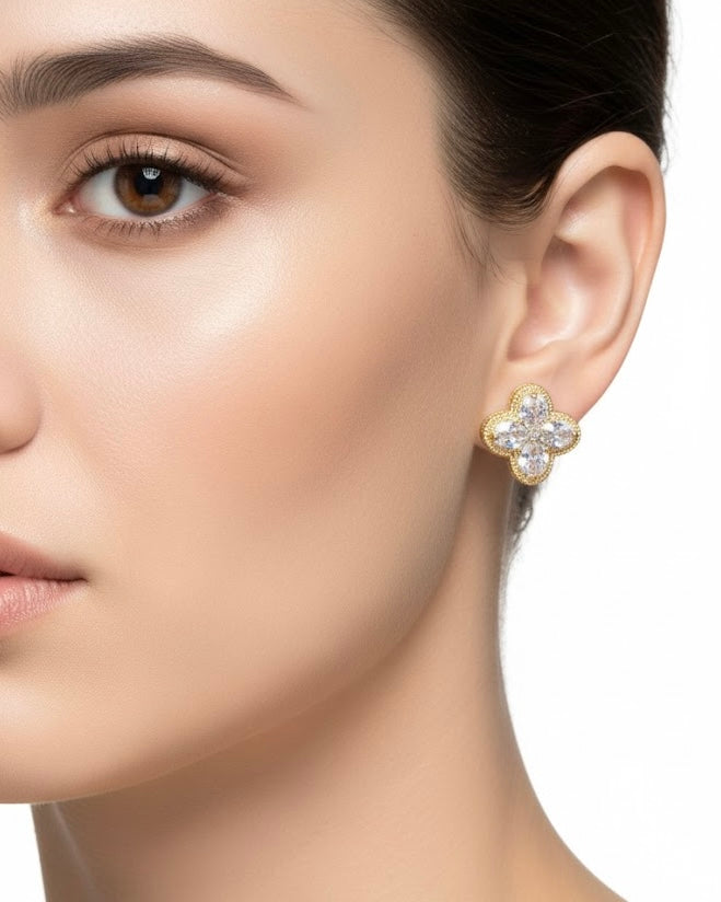 أقراط مرصعة بالزركون والكريستال