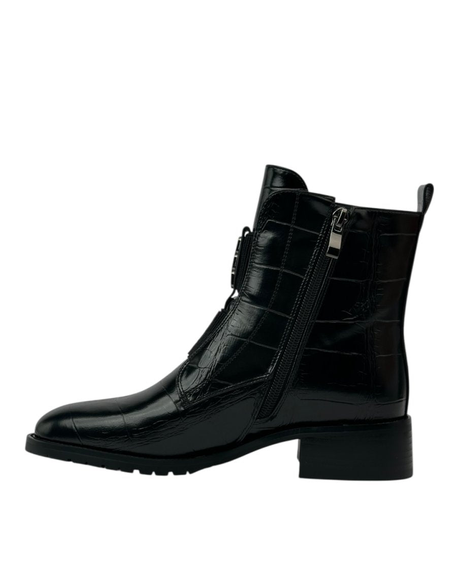 حذاء كاحل من جلد التمساح مزود بسحاب ومطاط