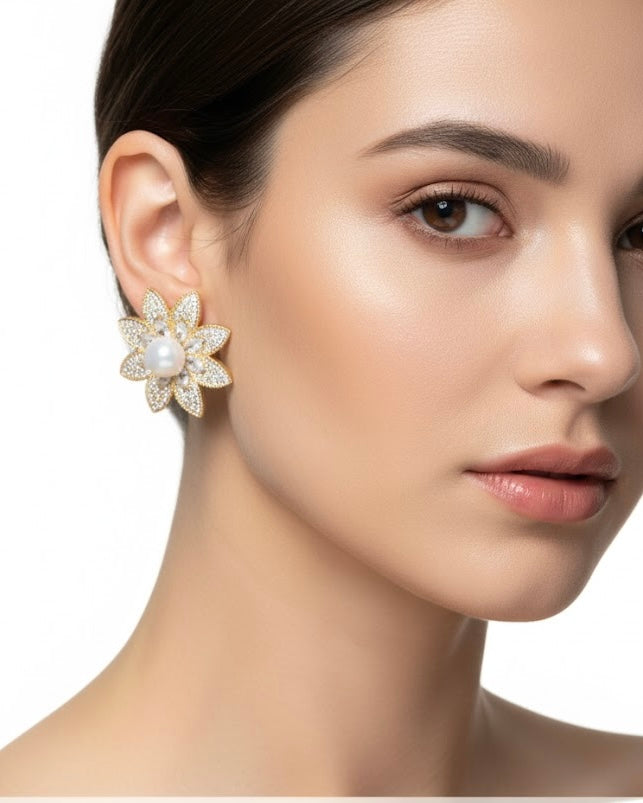 أقراط مرصعة بالزركون واللؤلؤ